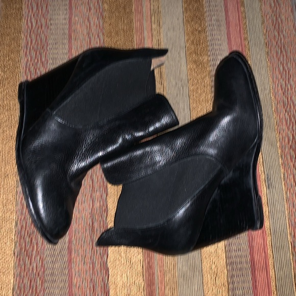 Corso Como Black stacked wedge ankle booties - Picture 3 of 8